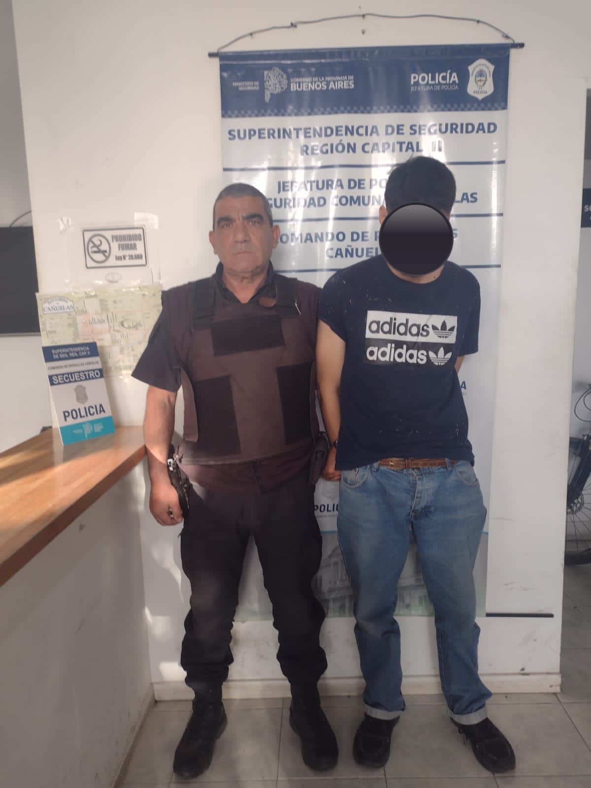 Las autoridades resguardan el rostro del acusado. 5c51e28c d5b7 4f83 9301 5d72a150720f