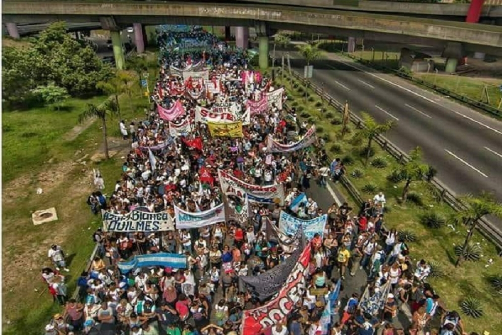 La Marcha Federal convocó a miles y miles de personas en defensa de la educación pública.