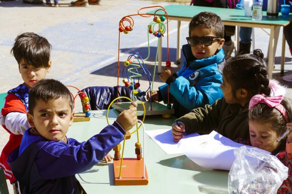 Los niños que se acercaron al lugar. 
