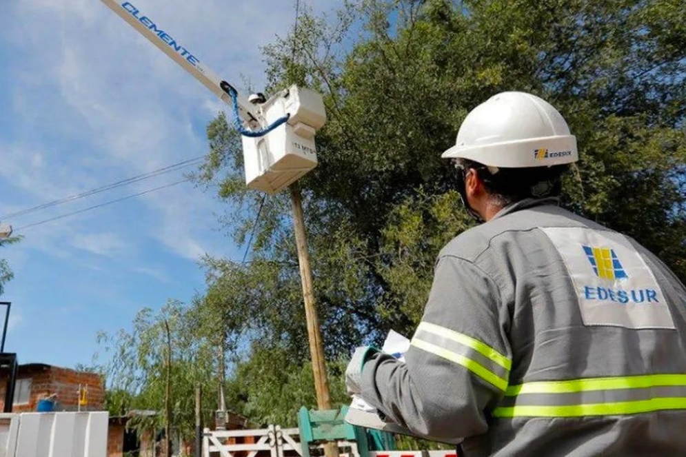 Según el ENRE la luz regresaría a las 15:16.