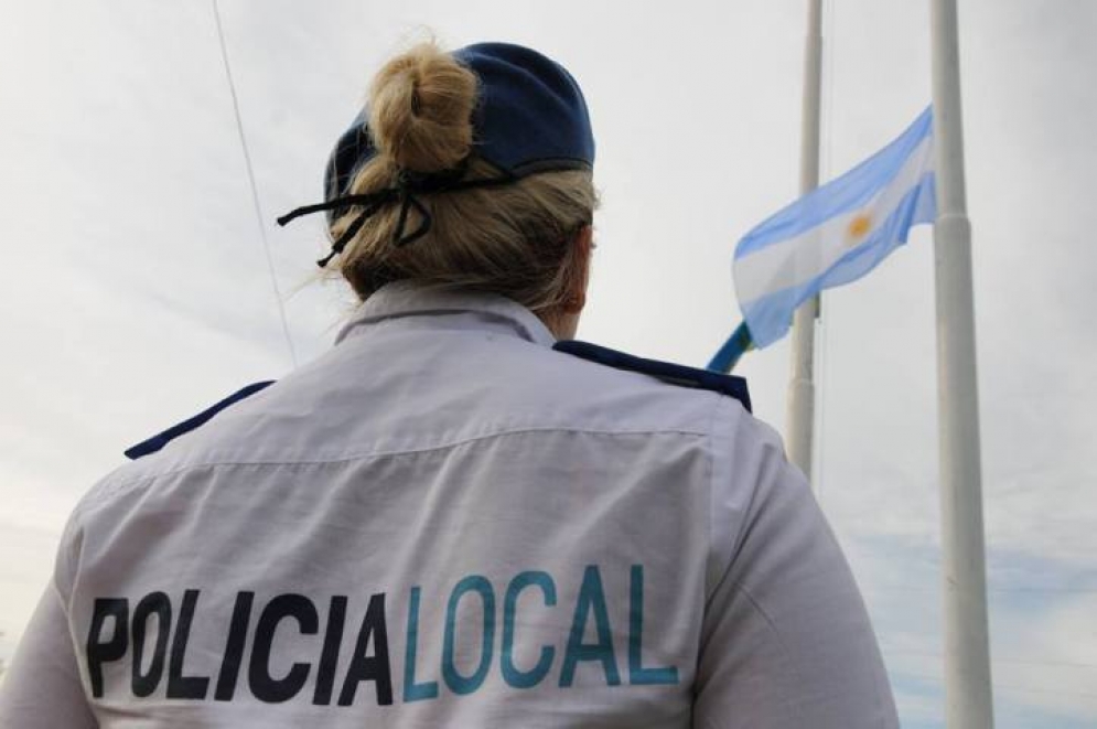 Otro caso de un agente embarazada despedida reaviva la polémica en la Policía Local. 