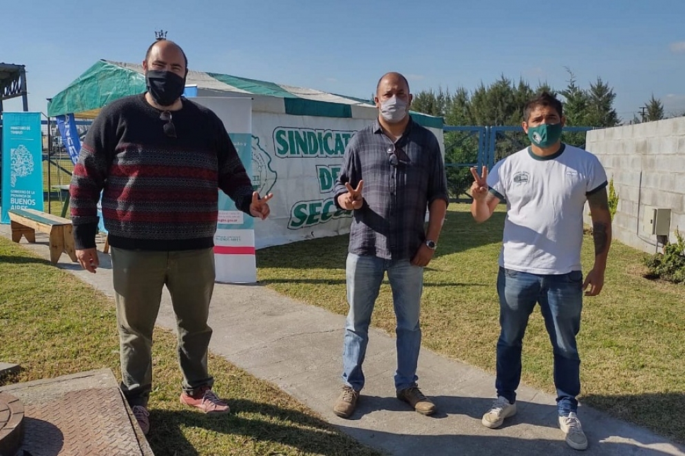 Funcionarios y dirigentes de extracción gremial impulsan la iniciativa.