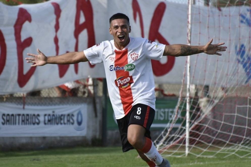 &quot;El club me formó como jugador y persona, me voy feliz por haber estado en los momentos más importantes&quot;, escribió en sus redes.