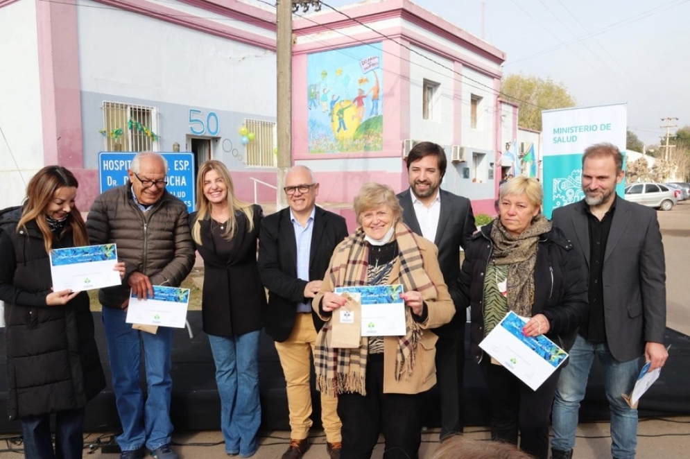 Se entregaron reconocimientos a los trabajadores y trabajadoras del Hospital.