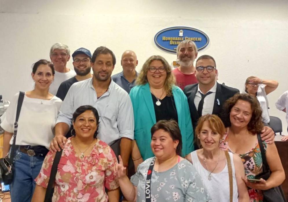 Otros tiempos. Augusto, Medina (celeste) y Olveira formaban un triangulo de hierro. Foto archivo.