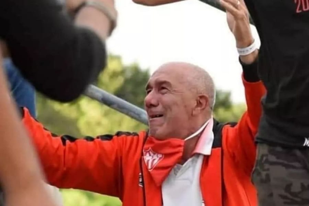 El &quot;Bulldog&quot; festejando el ascenso