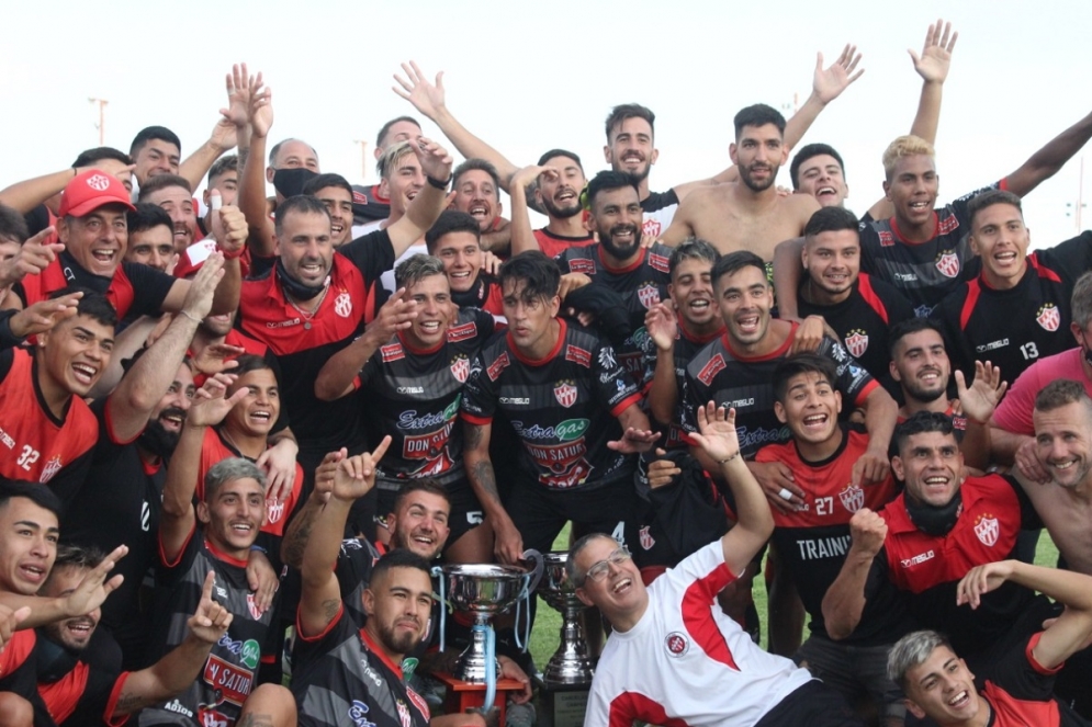 La copa descansará en la vitrinas del Tambero.