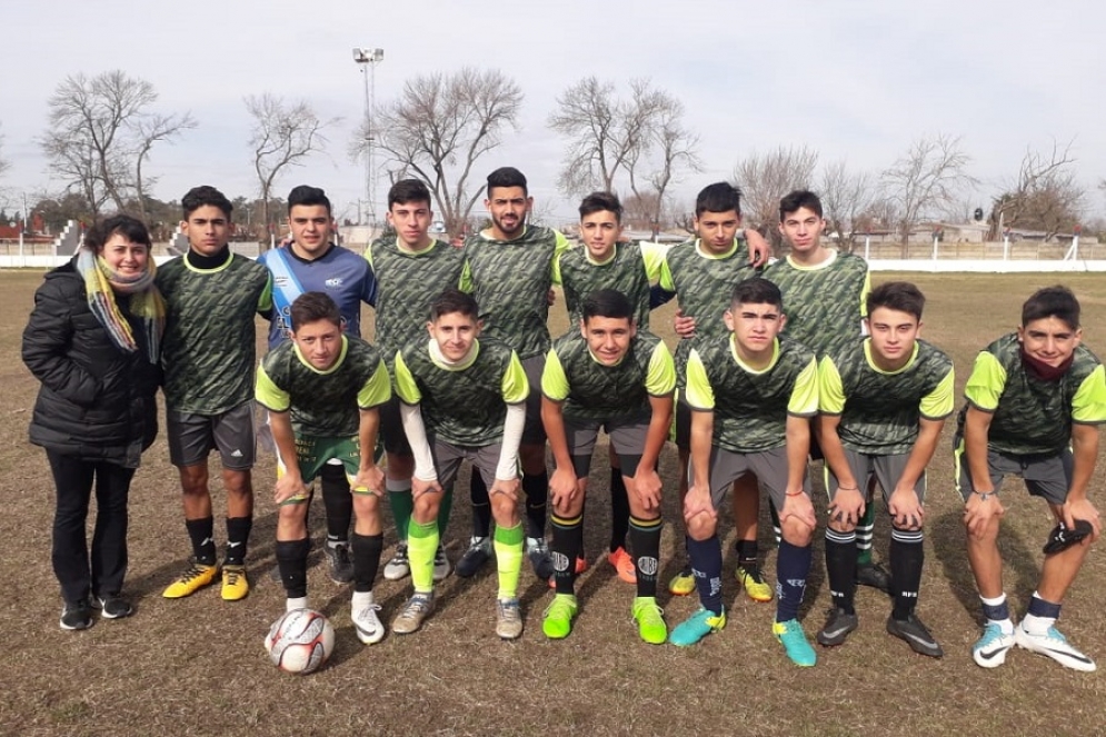 Uno de los equipos de fútbol que participa del torneo. 