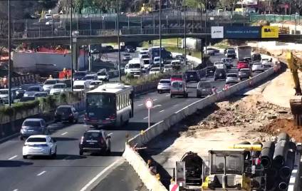 La Autopista Dellepiane estar&aacute; cortada todo el fin de semana largo