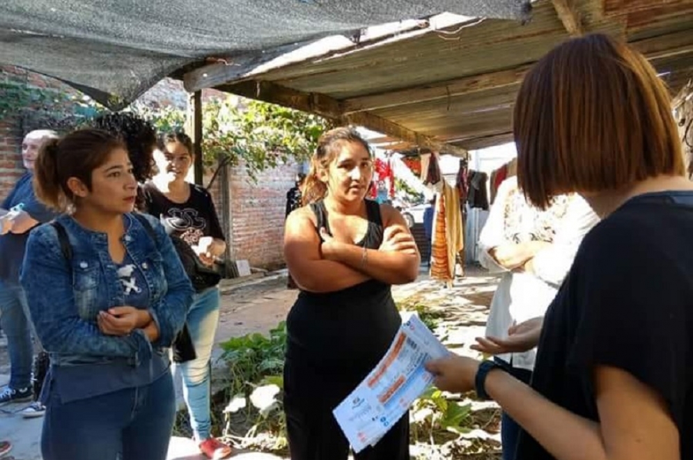 La diputada Laura Alonso se sumó este sábado.