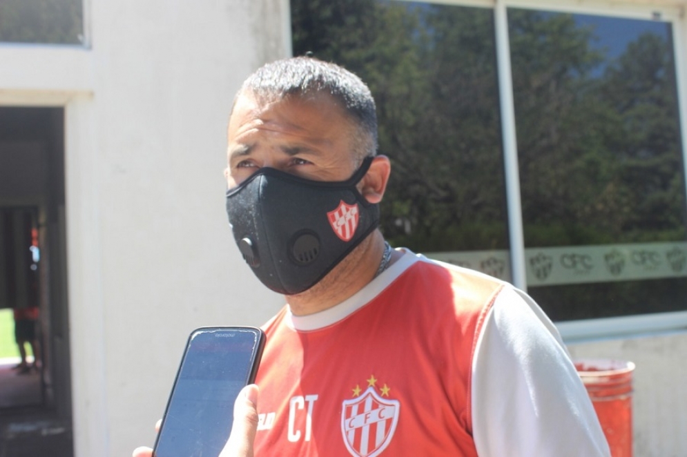 El DT le pasó la pelota a la dirigencia.