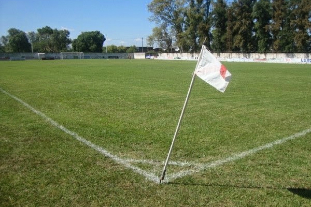 Luján va en busca de la punta del campeonato.