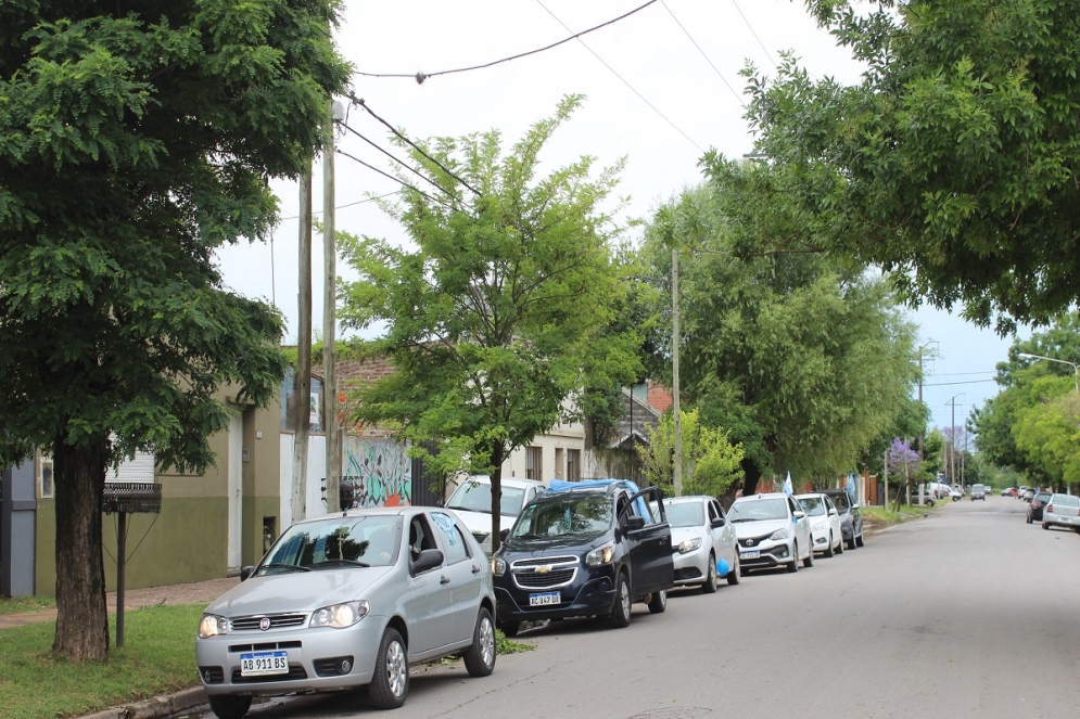La “Caravana por la Vida” a punto de partir.