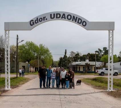 Se inaugur&oacute; el asfalto del Camino del 72 en Udaondo