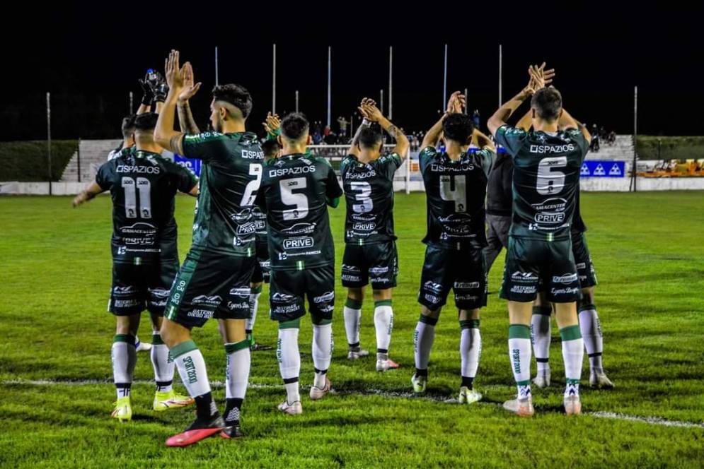 El León del Oeste bajó y se mantuvo Deportivo Merlo y Cañuelas.