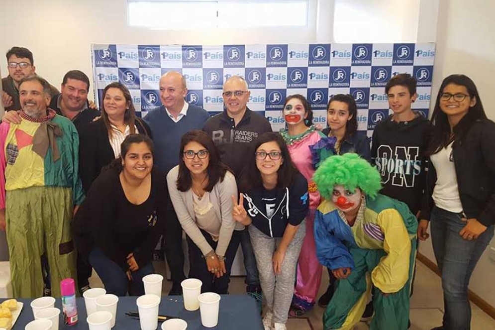 El presidente de Lanús pasó por Cañuelas