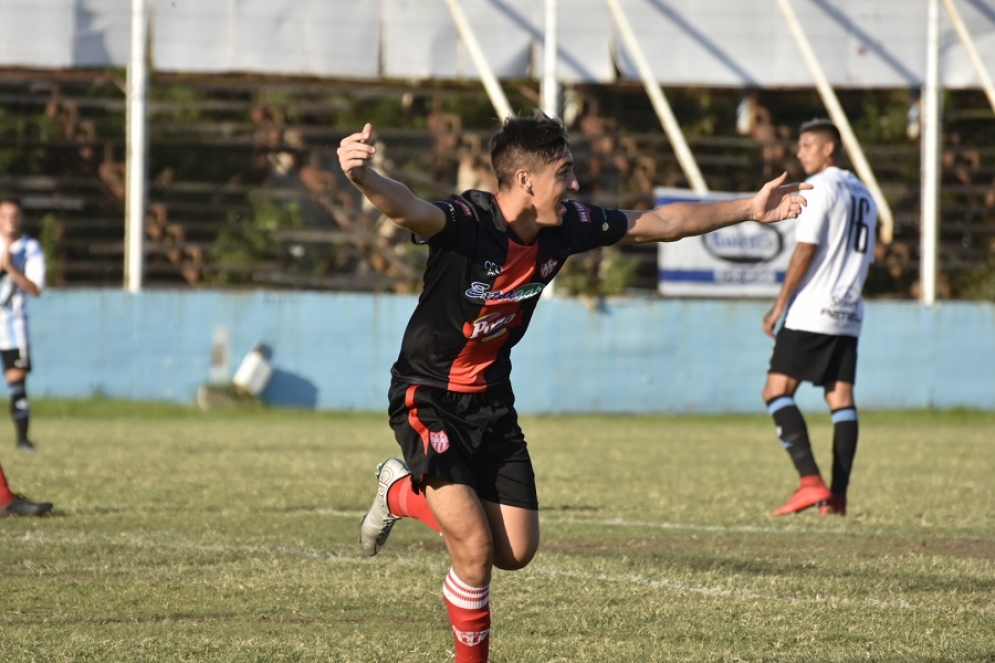 Krüger festejando su gol. Foto: Jonathan Argañaraz. 