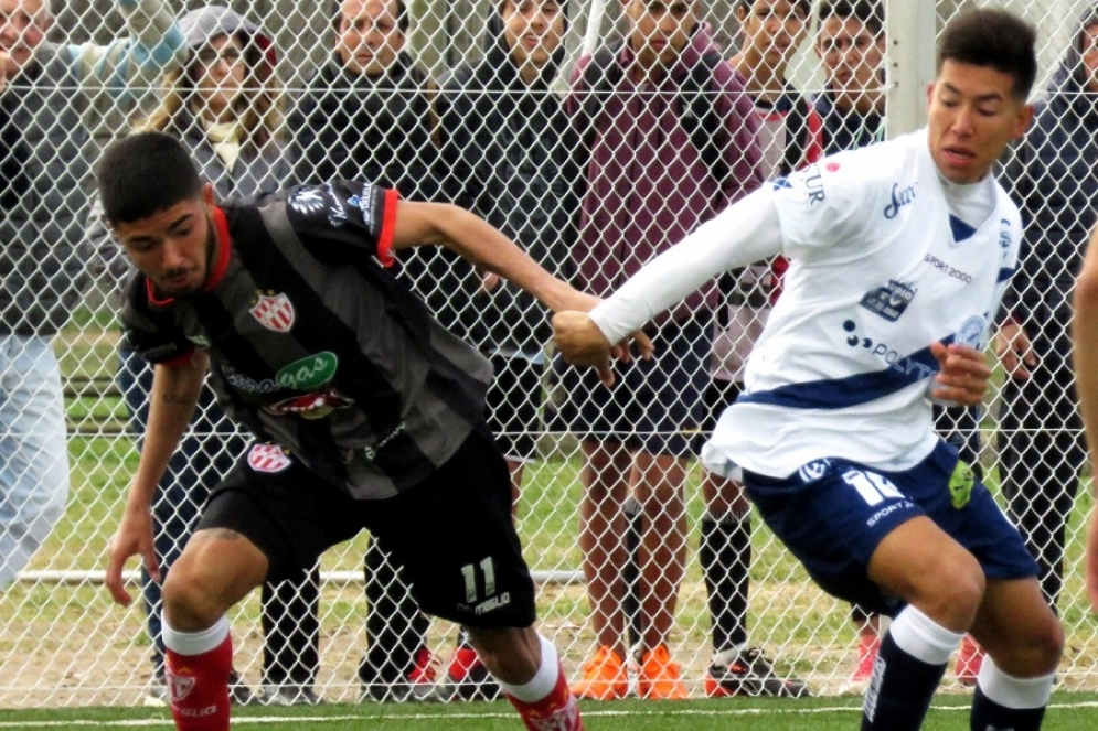 Morales con la camiseta del &quot;Tambero&quot;.