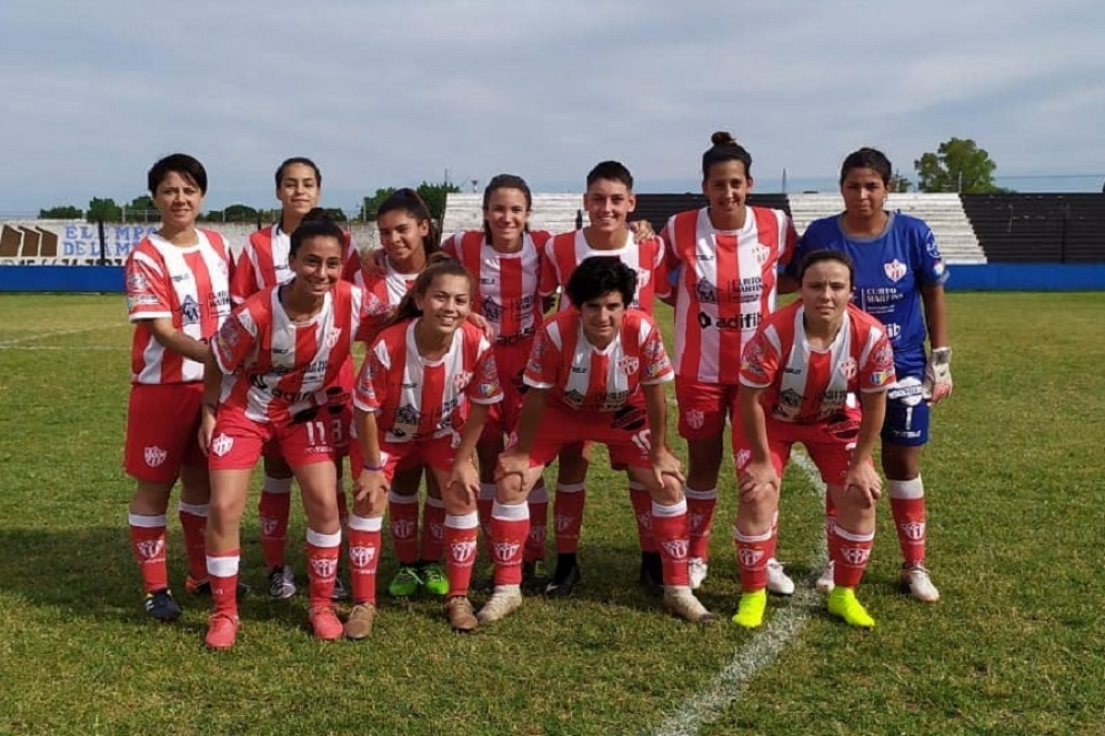 Las &quot;tamberas&quot; visitaron a Claypole.