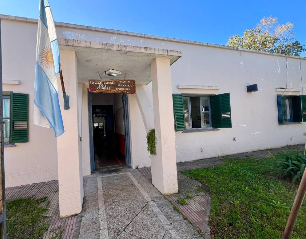 A puertas abiertas. Comenzará a las 16:30.