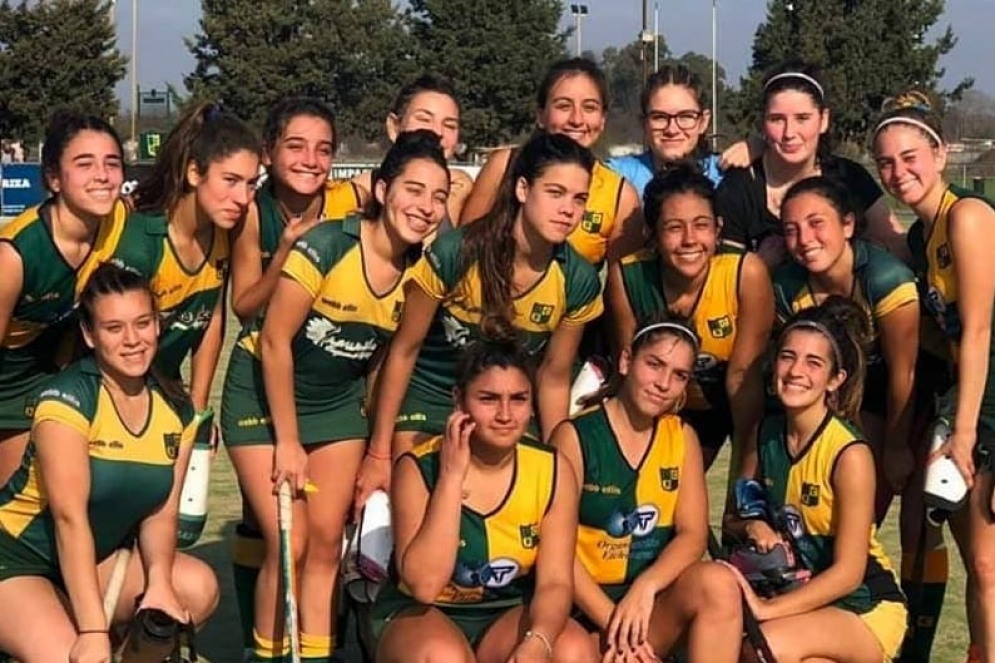 El plantel de Quinta División, en 2019 previo a la pandemia. 