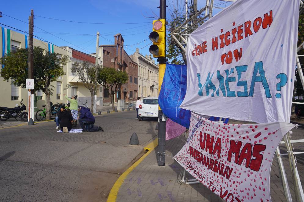La mamá de Vanesa sobre Del Carmen. El transito estuvo interrumpido parcialmente.