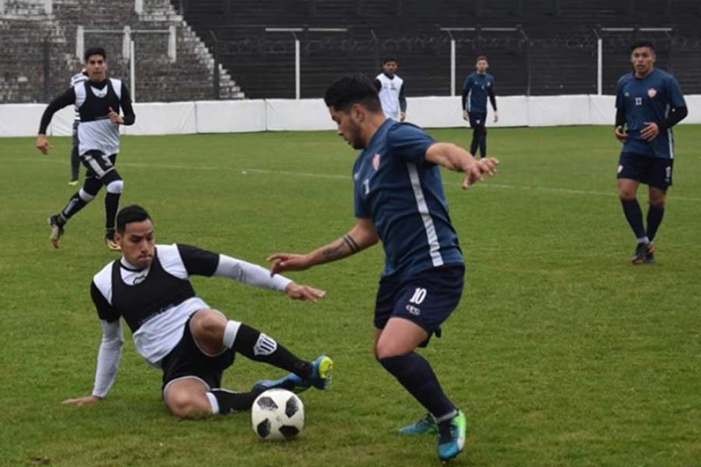 El CFC enfrentó a Estudiantes en su cancha. 