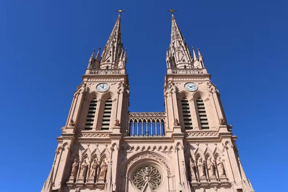 Se estima un promedio de 5 horas hasta la Bas&iacute;lica. 