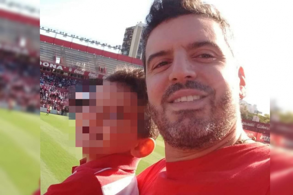 Comparte sentimiento con el presidente Fernández, es hincha de Argentinos Juniors.