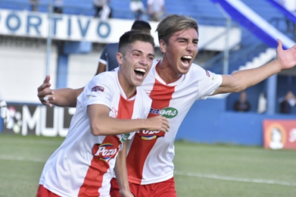 Gúzman, seguido por Kruger.