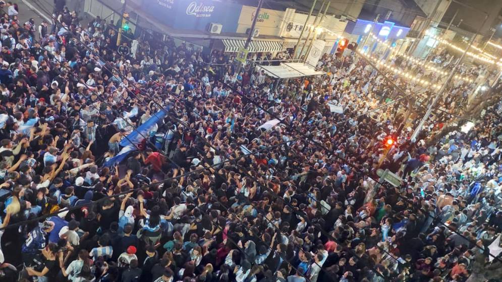 Los festejos en Ca&ntilde;uelas, tras el triunfo frente a Inglaterra. 