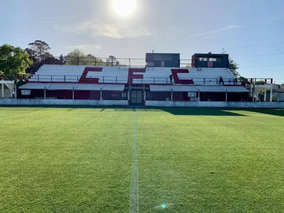 Desde la Cabina 3, relatará Jorge Illescas y los comentarios de Aníbal Romero.