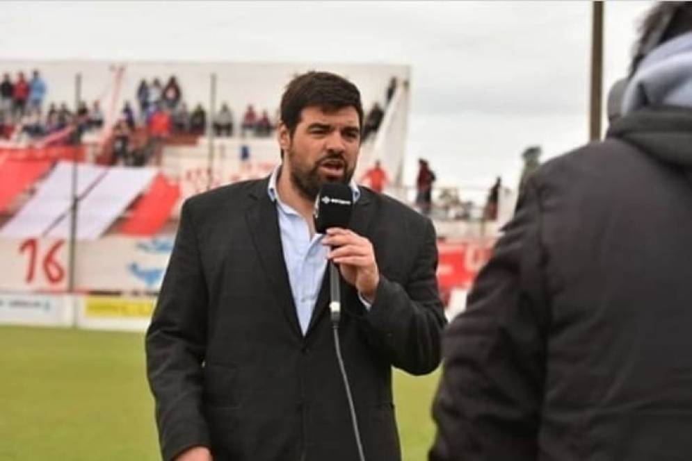 Fede es relator en la señal Depor TV.